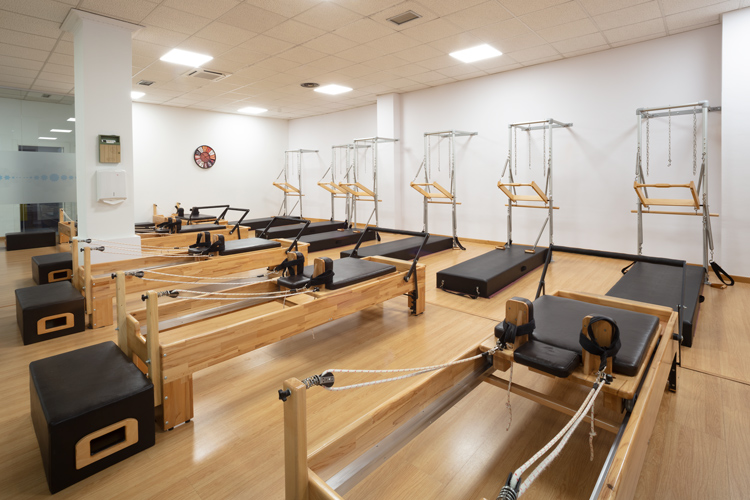 sala pilates clínica fisioterapia ordiales garcía